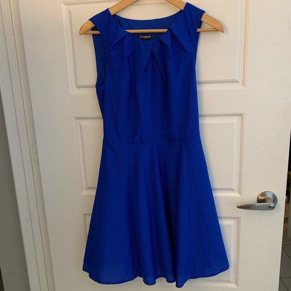 NEW with tags Express Blue Cocktail Dress Size 6 - Picture 1 of 4